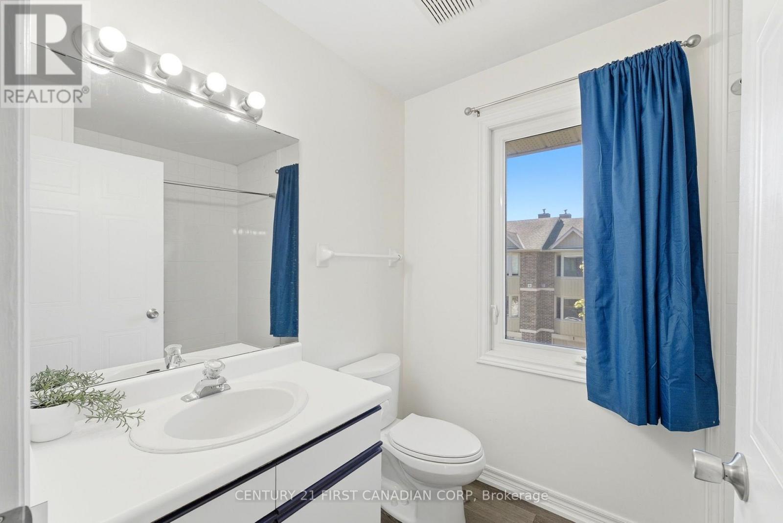 #10 1548 RICHMOND STREET - Image 23