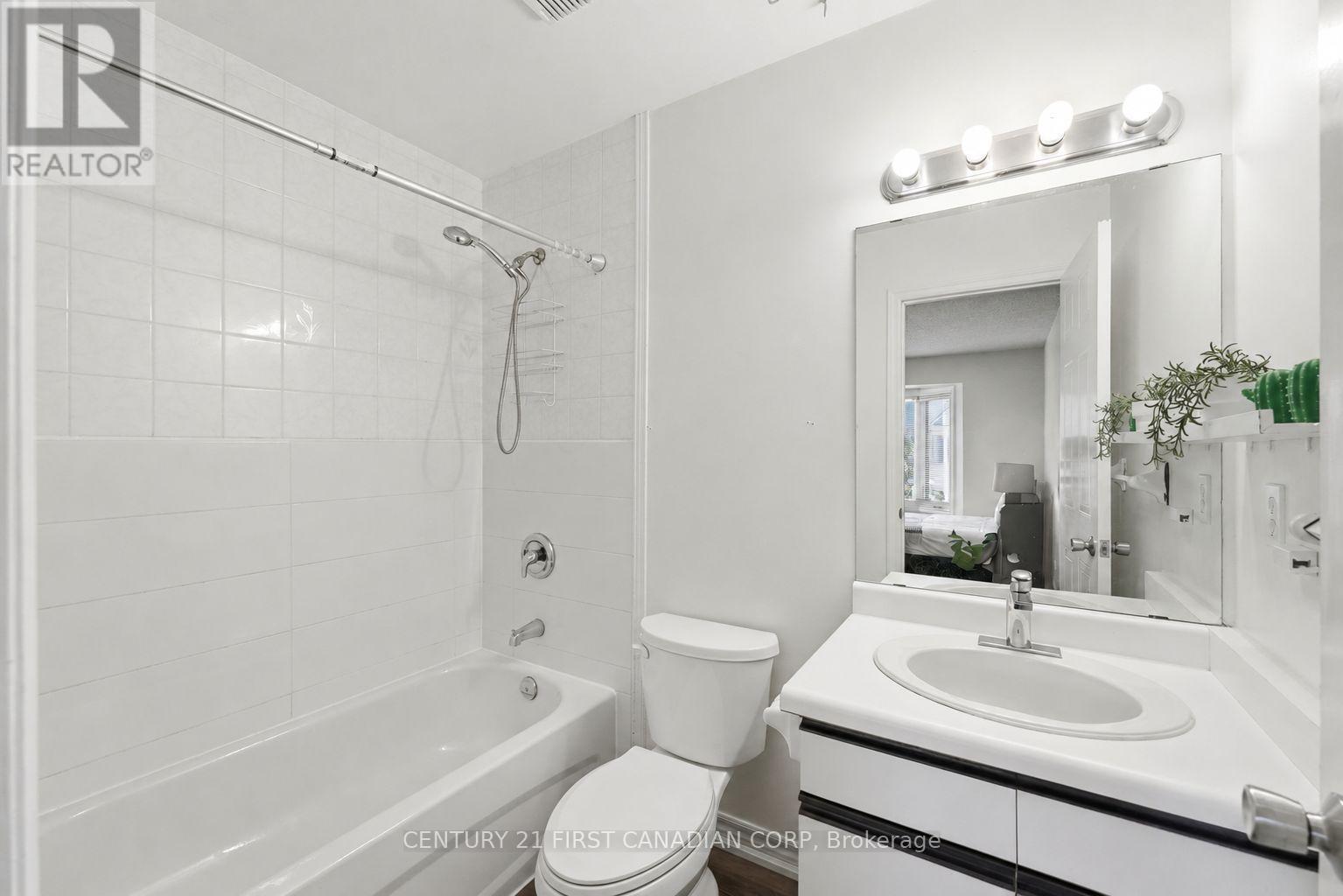 #10 1548 RICHMOND STREET - Image 30