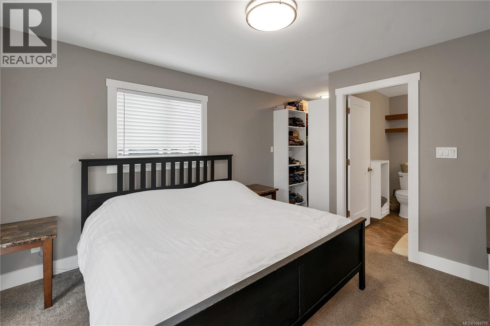 230 Carolyn Rd - 15