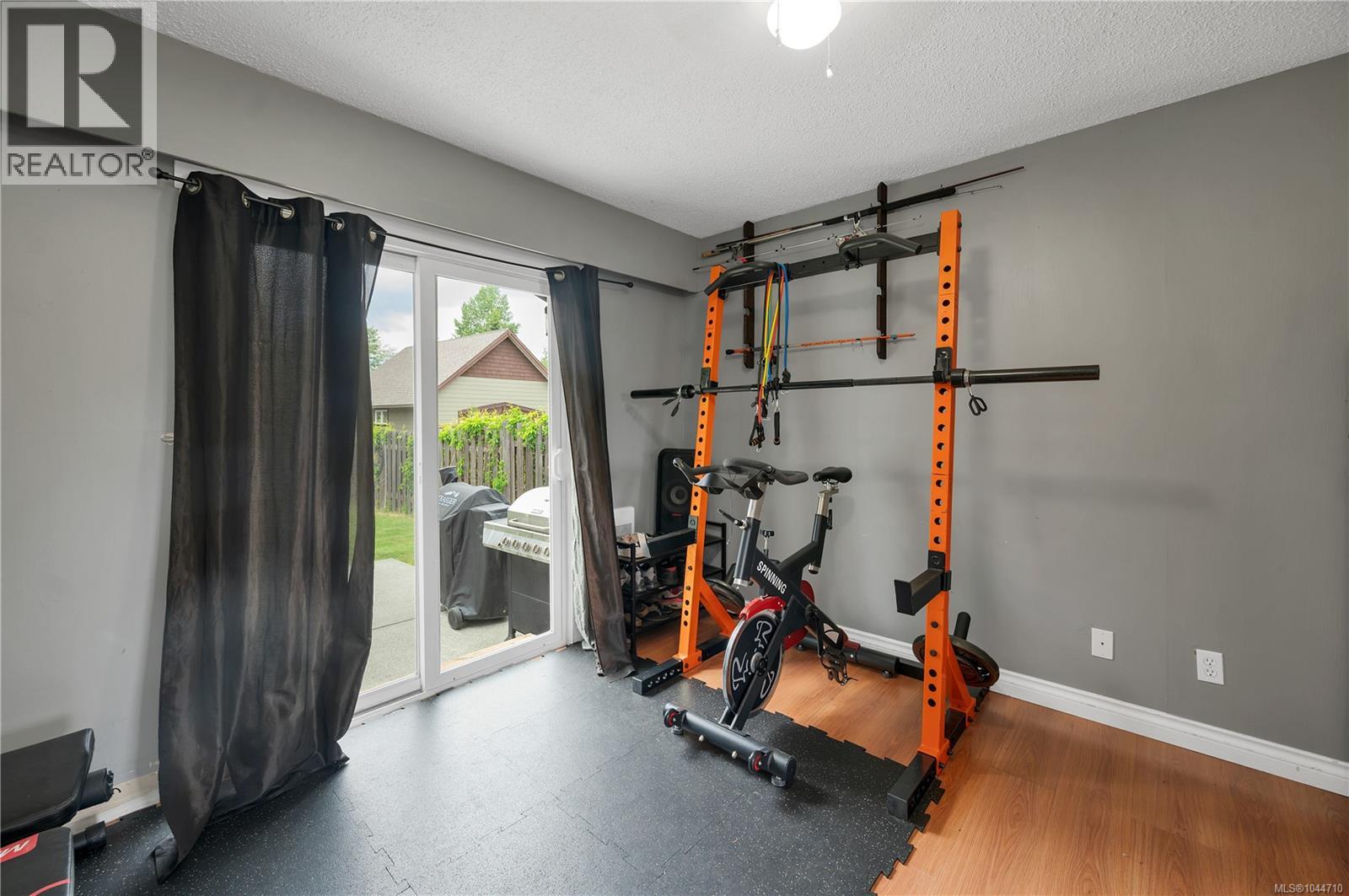 230 Carolyn Rd - 26