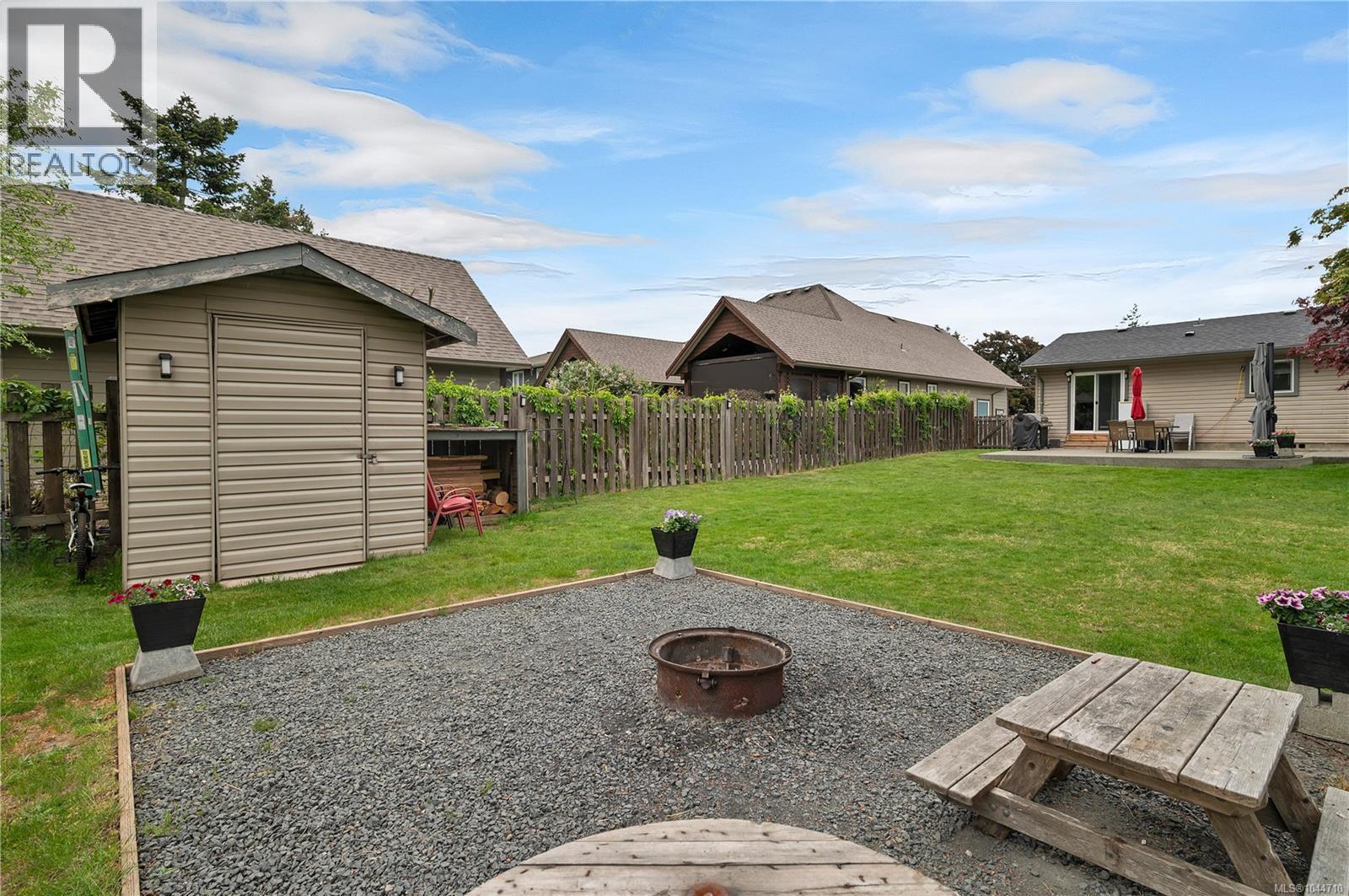 230 Carolyn Rd - 34