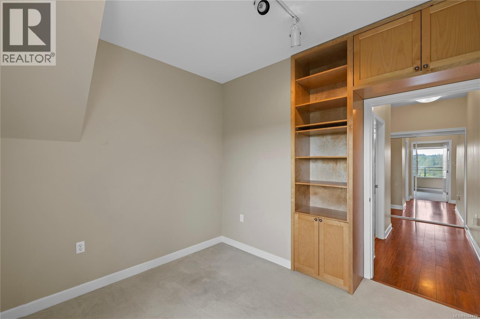 #433 650 Berwick Rd N - Image 12