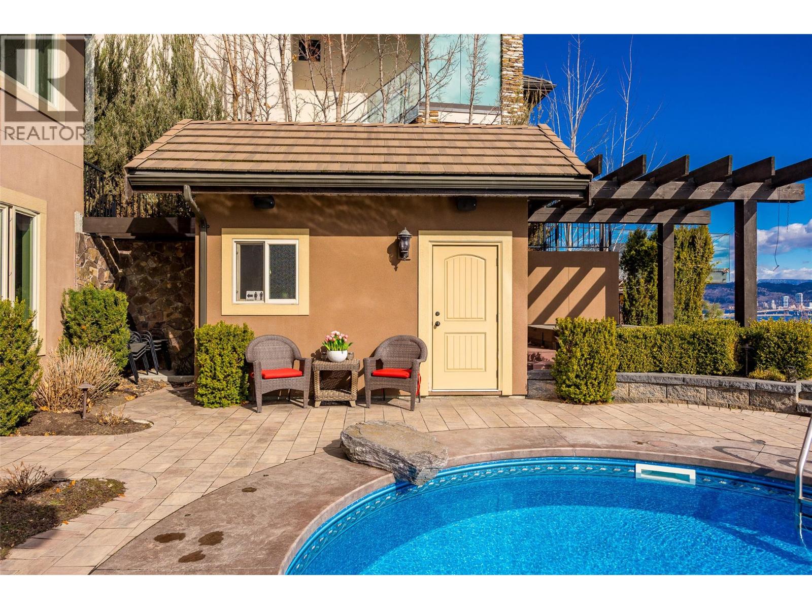  2583 Lucinde Road, West Kelowna
