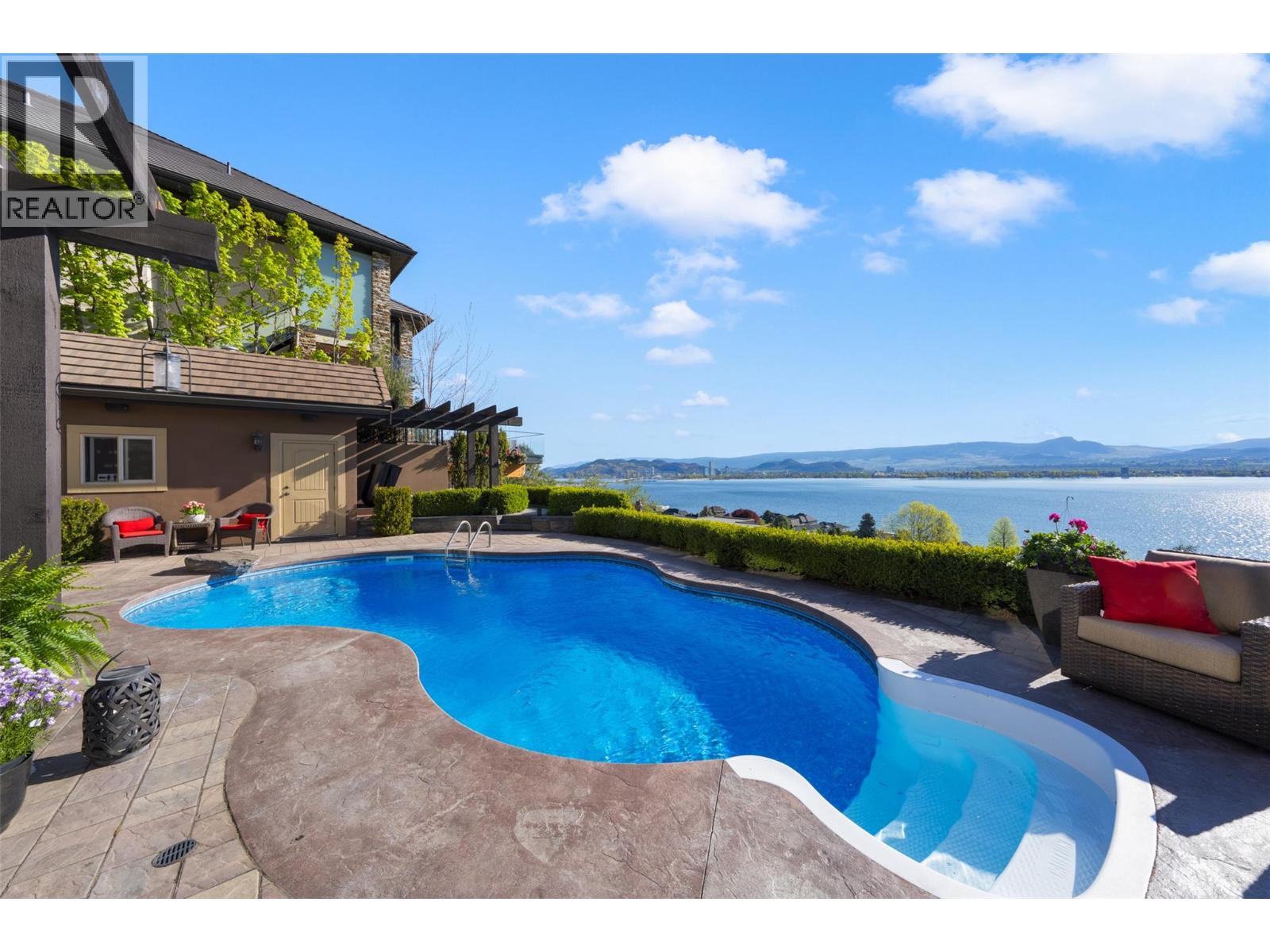  2583 Lucinde Road, West Kelowna