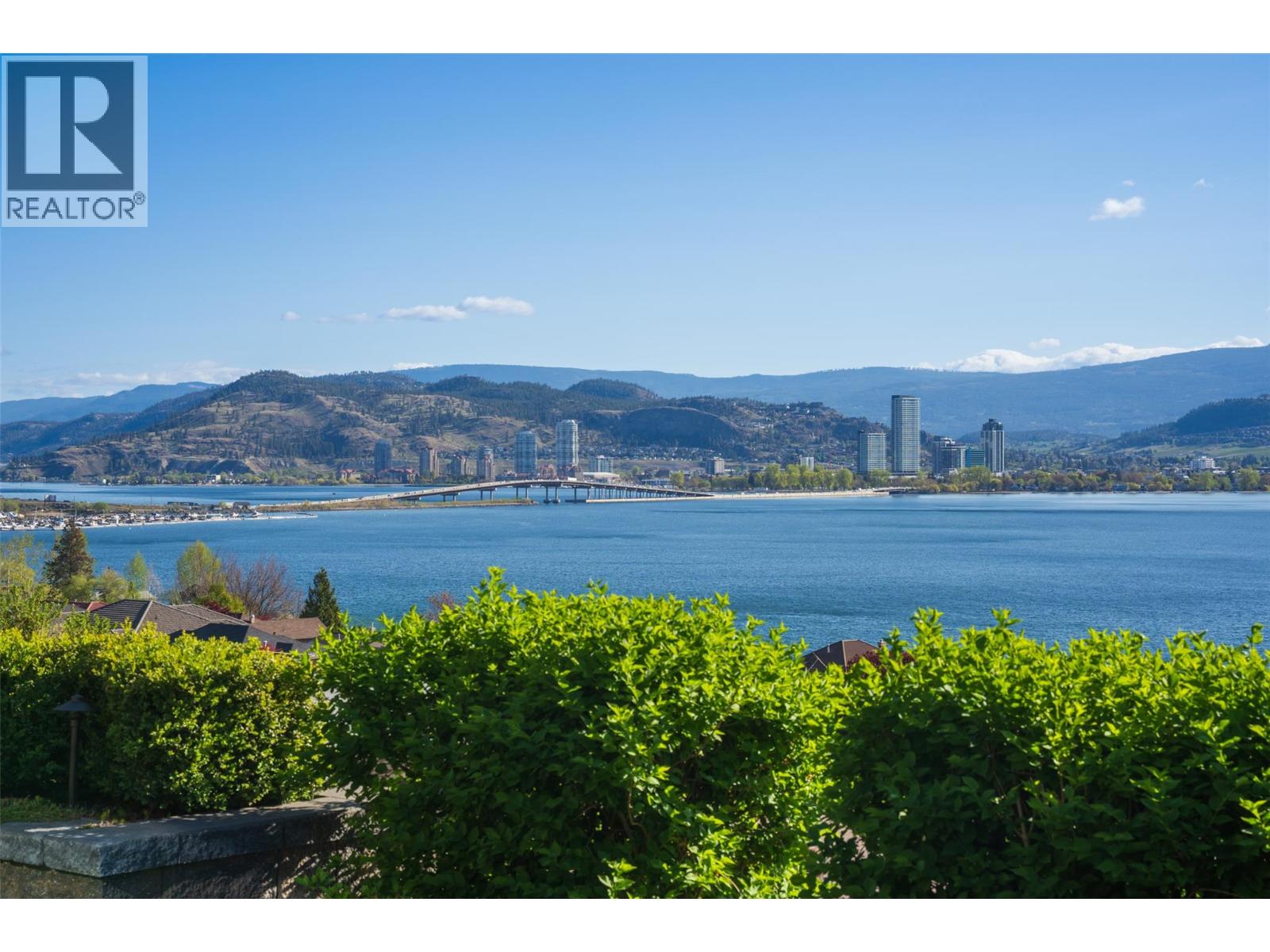  2583 Lucinde Road, West Kelowna