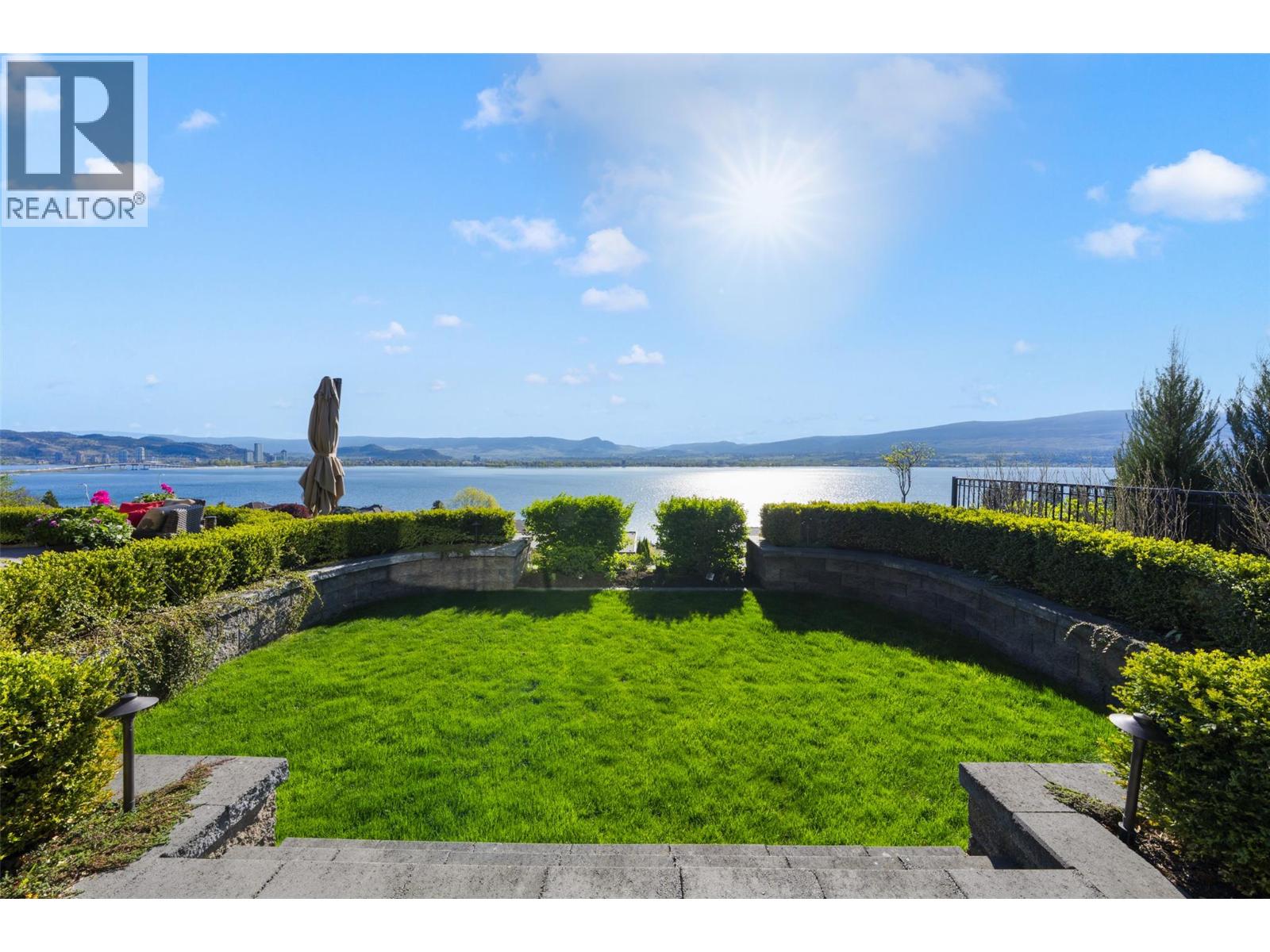  2583 Lucinde Road, West Kelowna
