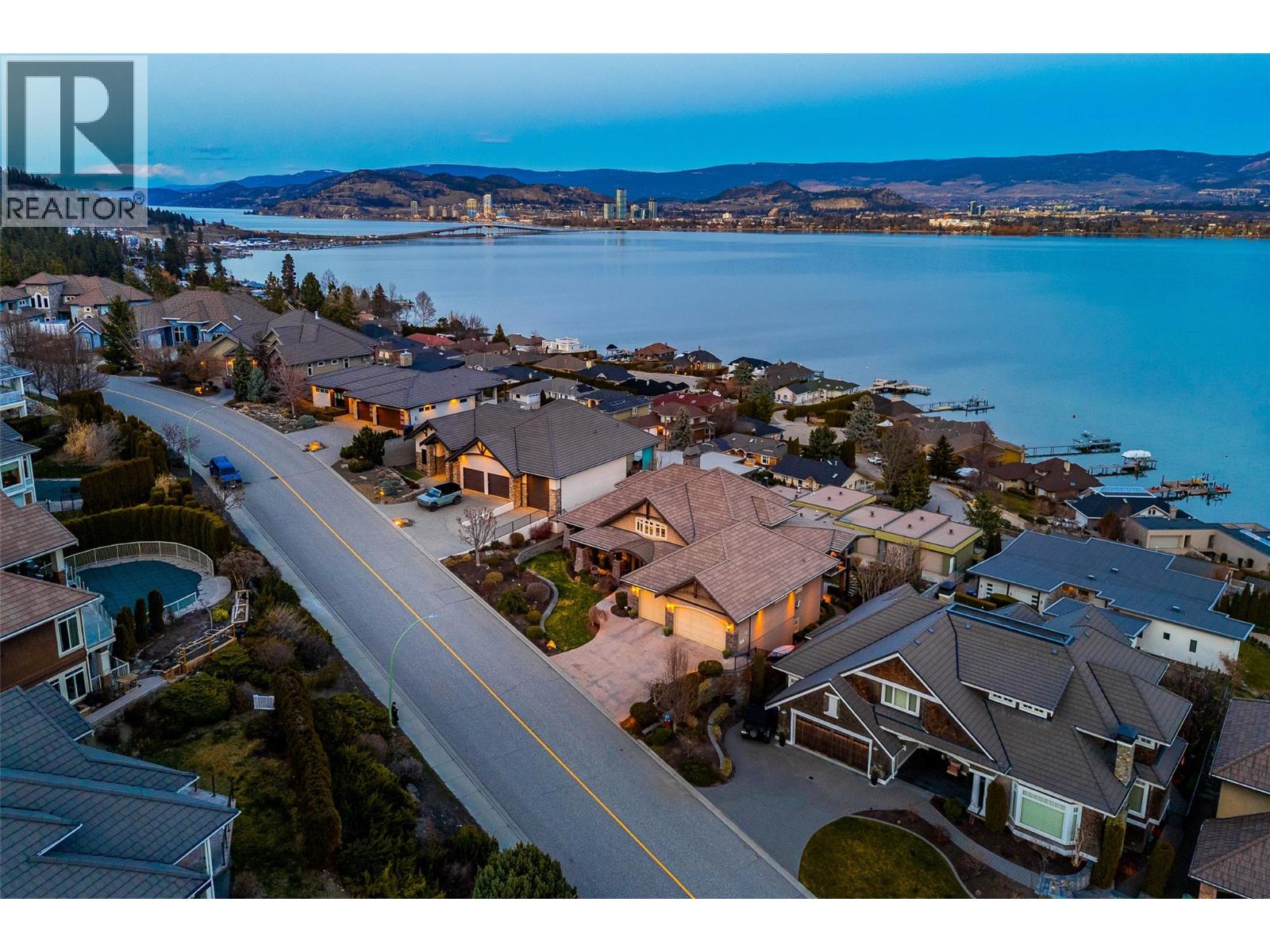  2583 Lucinde Road, West Kelowna