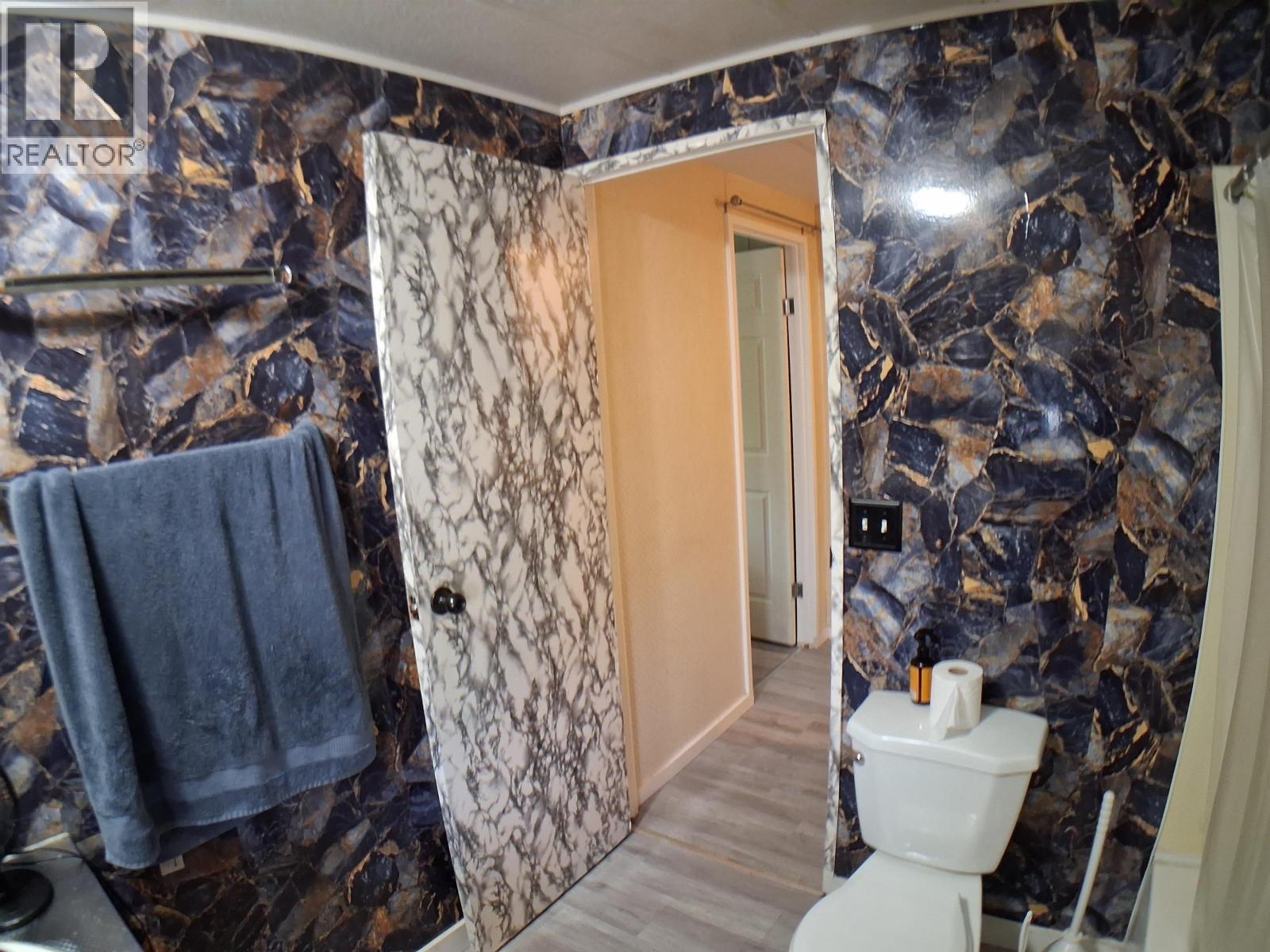 #12 7128 OTWAY ROAD - 19
