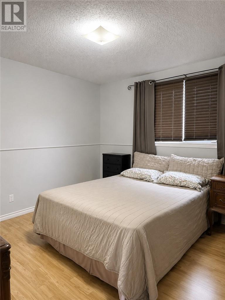 2 Aspen Court - 24