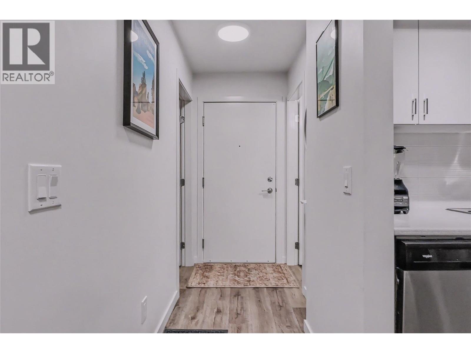 #115 725 Academy Way - 18