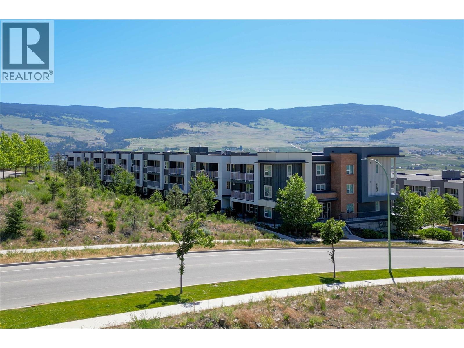115 725 Academy Way, Kelowna
