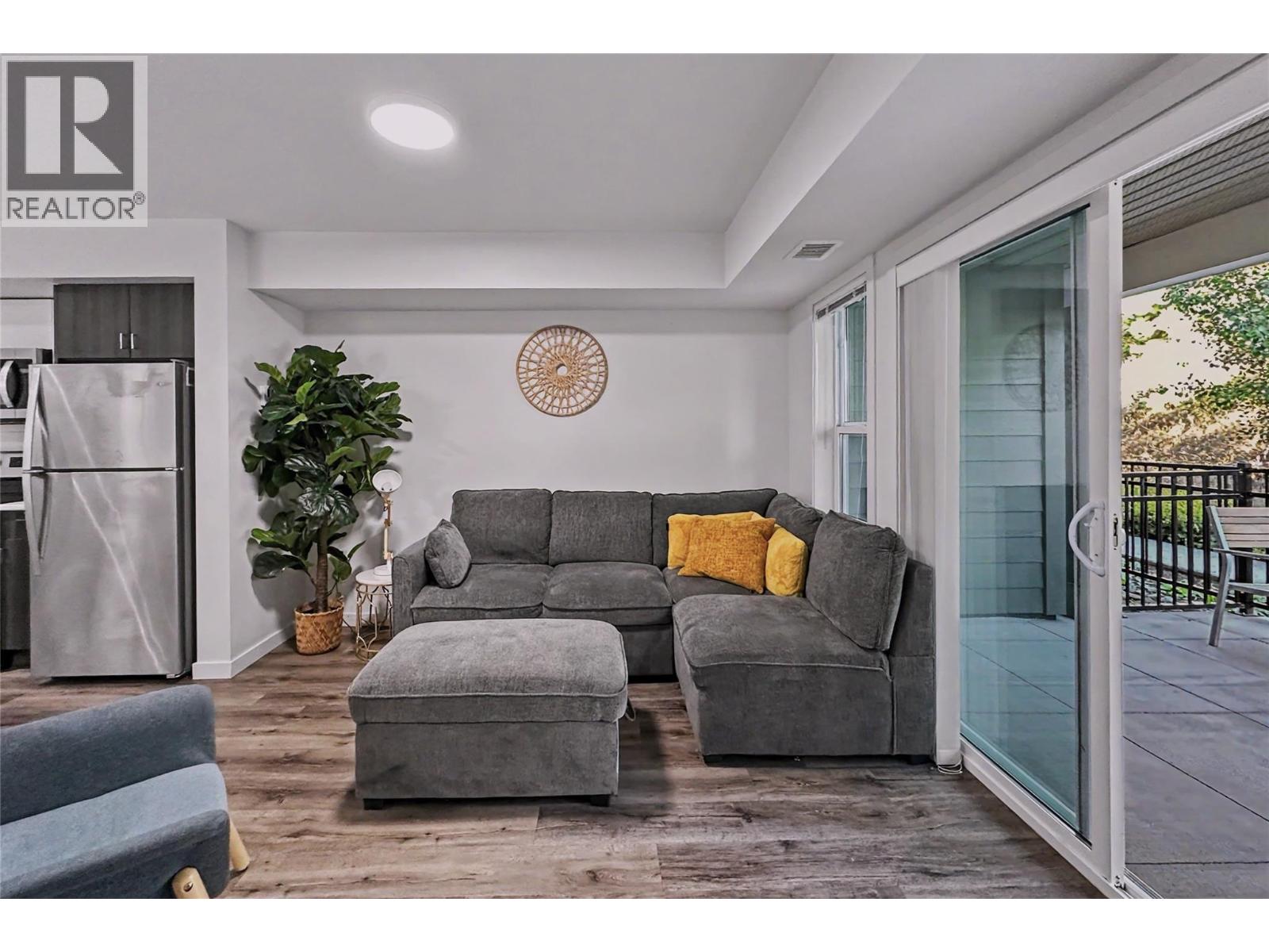 115 725 Academy Way, Kelowna