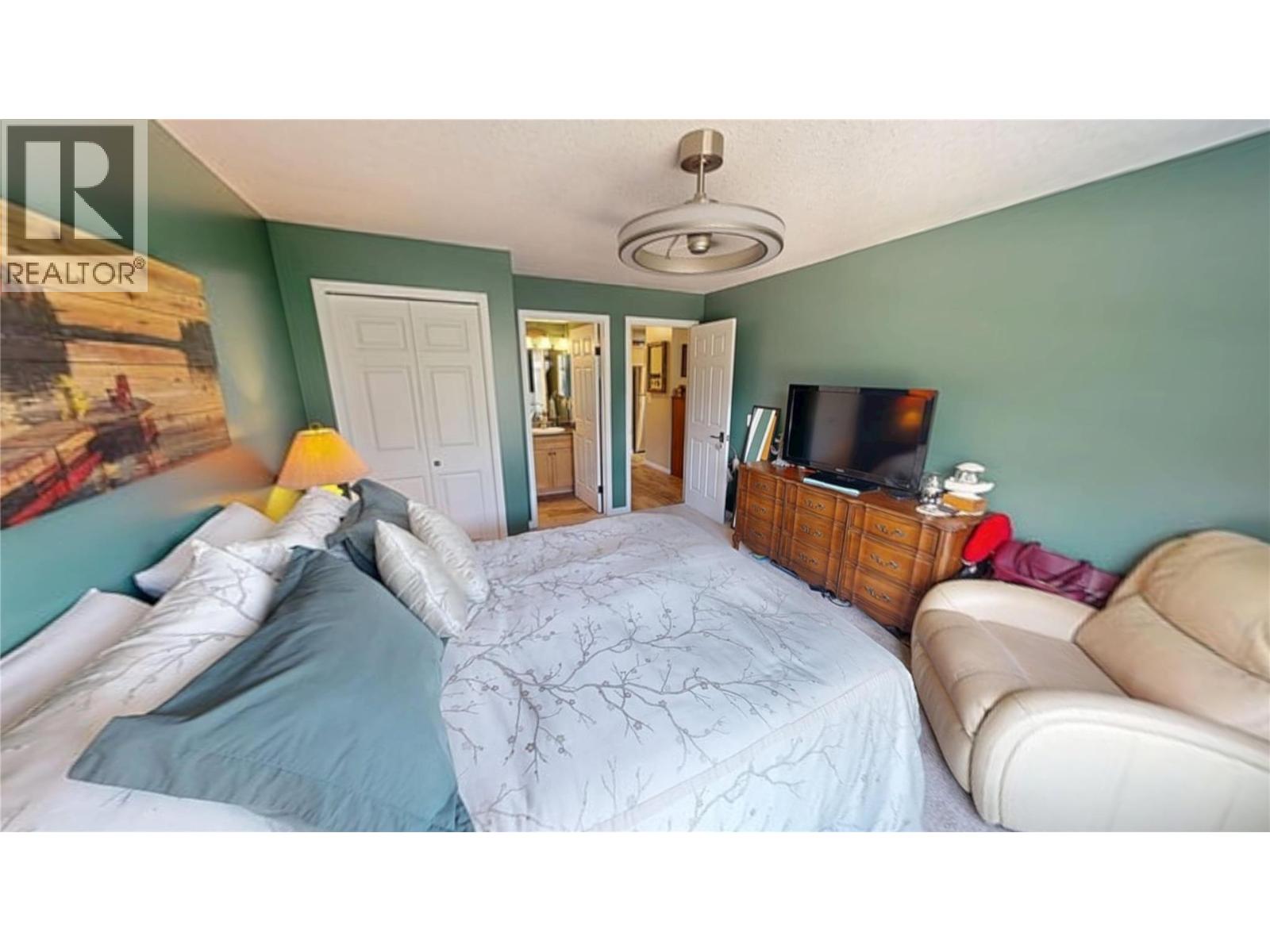 #204 4765 FORSTERS LANDING Road - 14