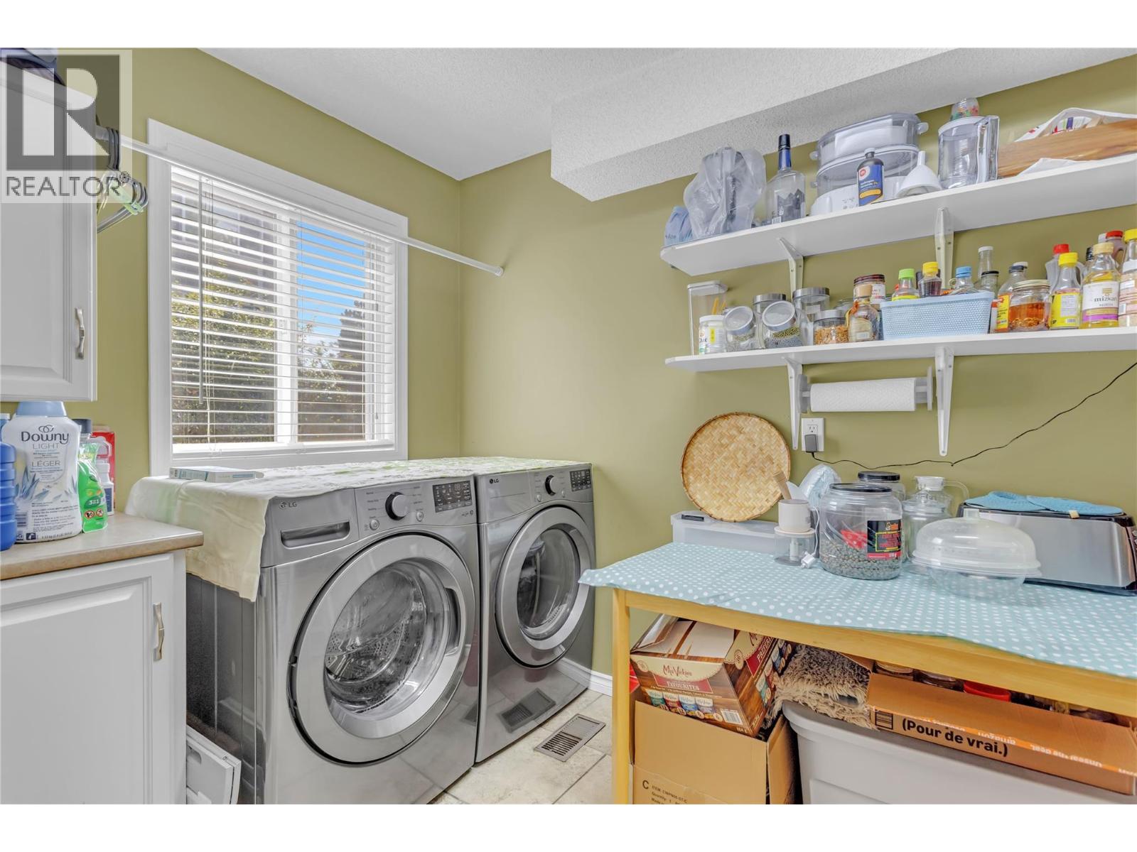1 1675 Thayer Court, Kelowna