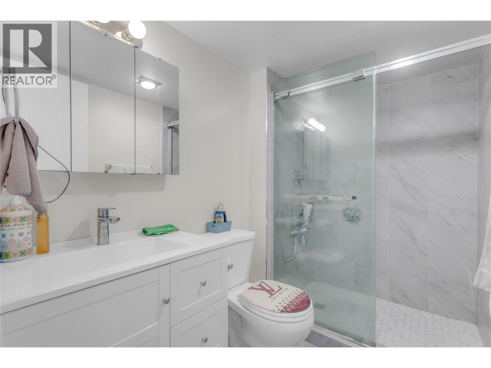 #1 1675 Thayer Court - 33
