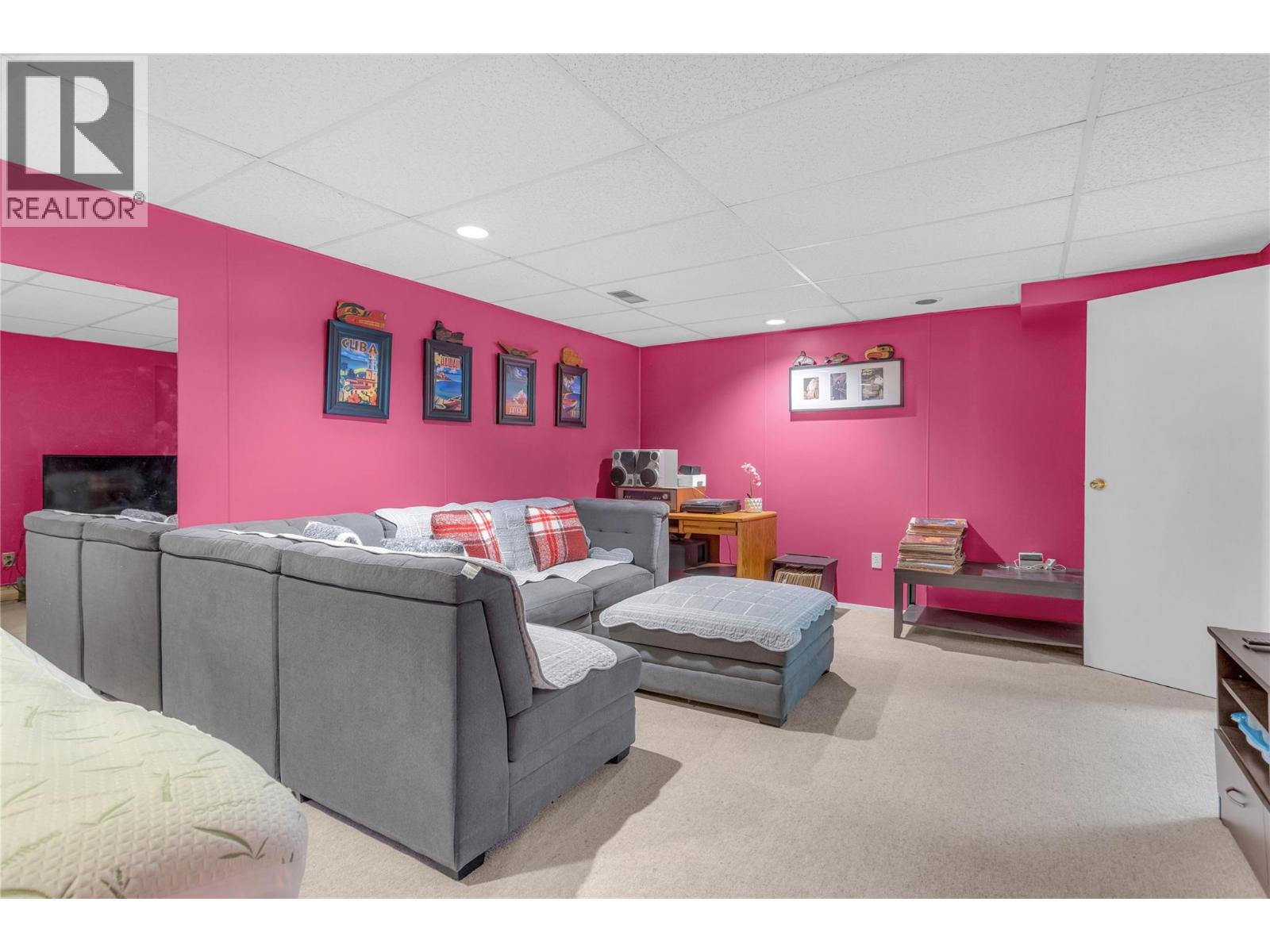 #1 1675 Thayer Court - 37