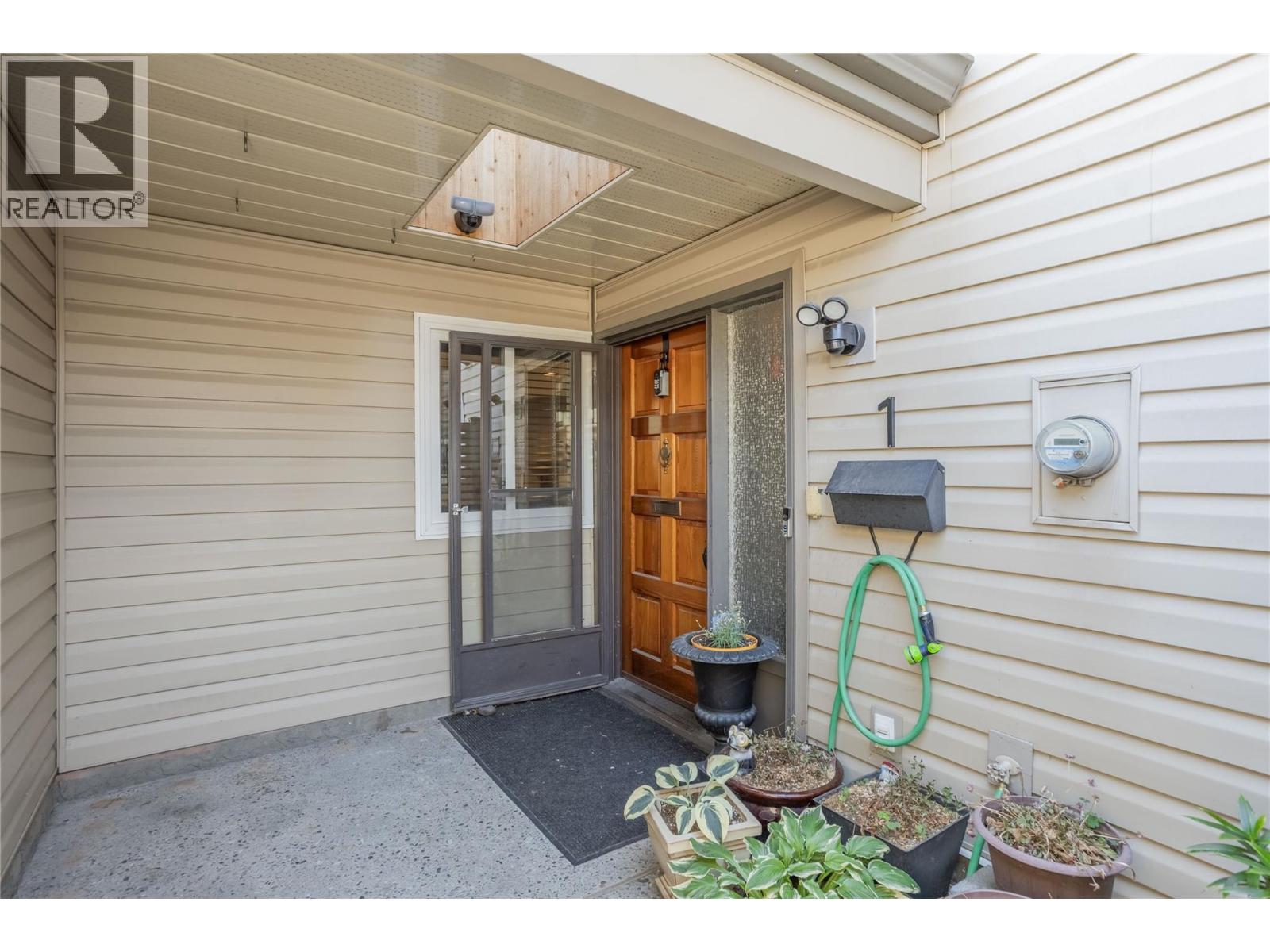 #1 1675 Thayer Court - 6