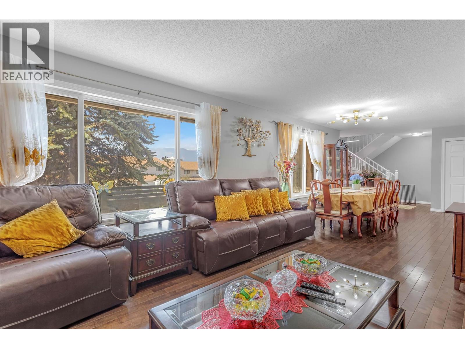 #1 1675 Thayer Court - 8