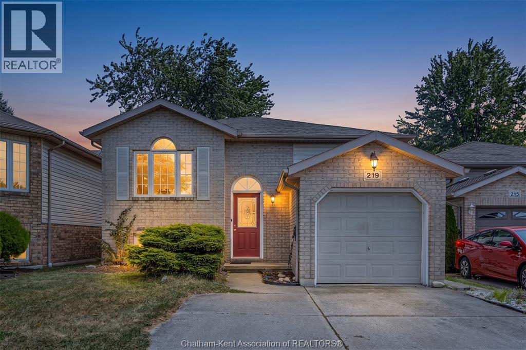 219 GREENFIELD LANE - 2