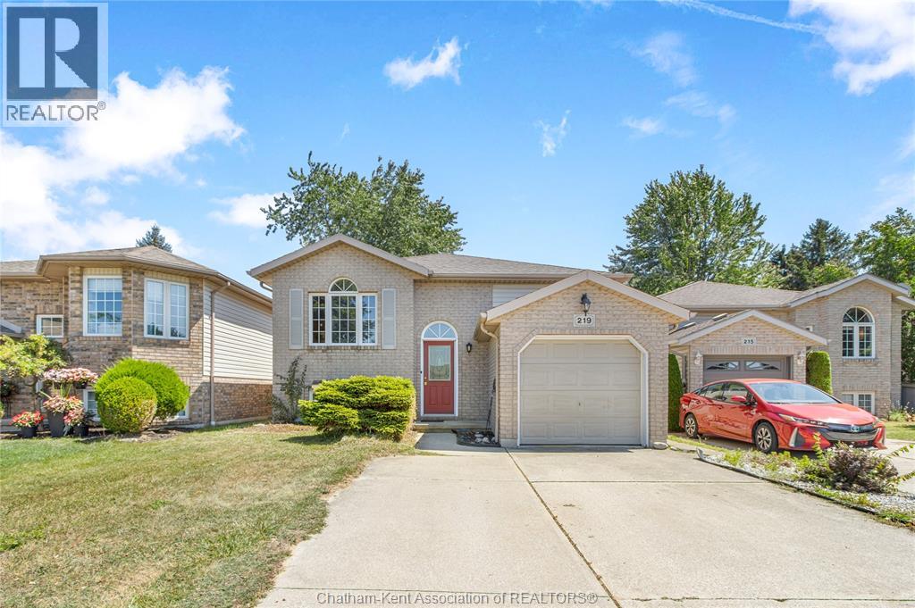 219 GREENFIELD LANE - Image 3