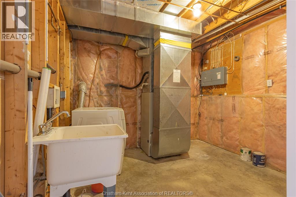 219 GREENFIELD LANE - Image 28