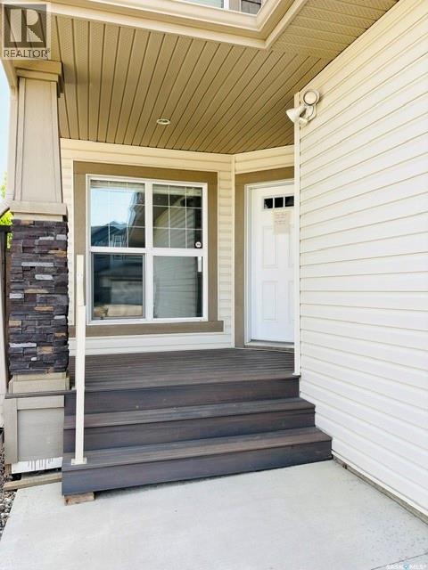 411 Flynn LANE, Saskatoon — photo 2