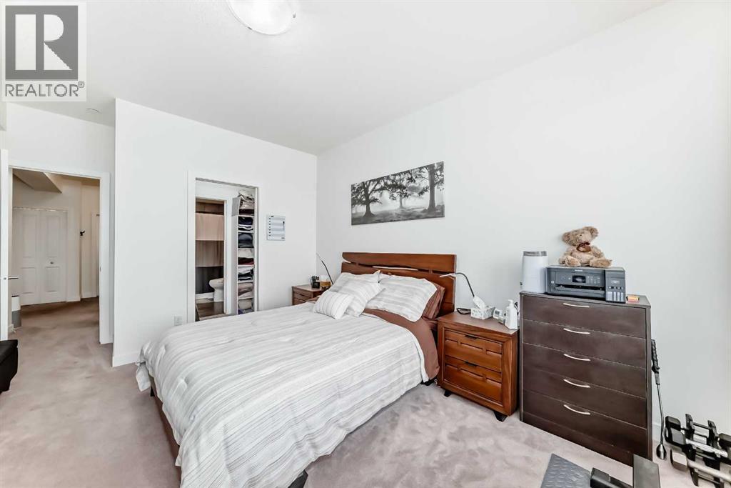 #211 1005A Westmount Drive - Image 24