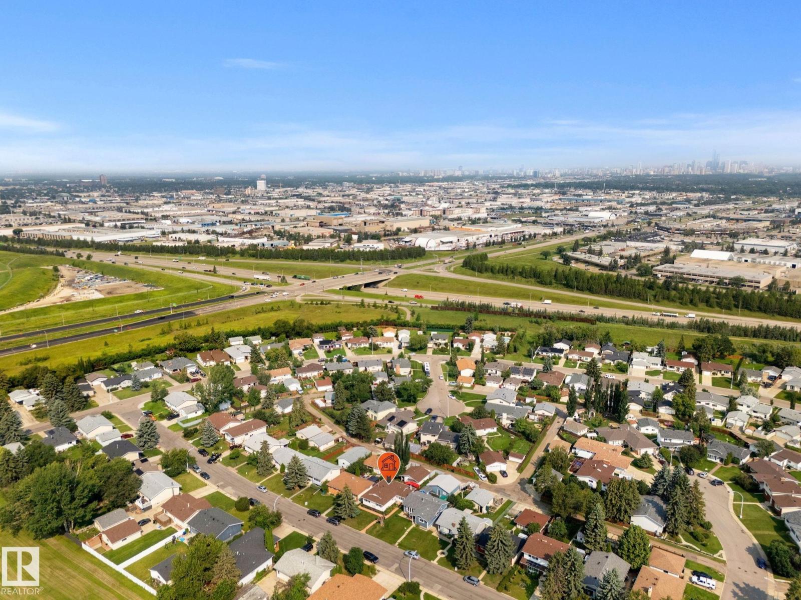 8704 43 AV NW - 68
