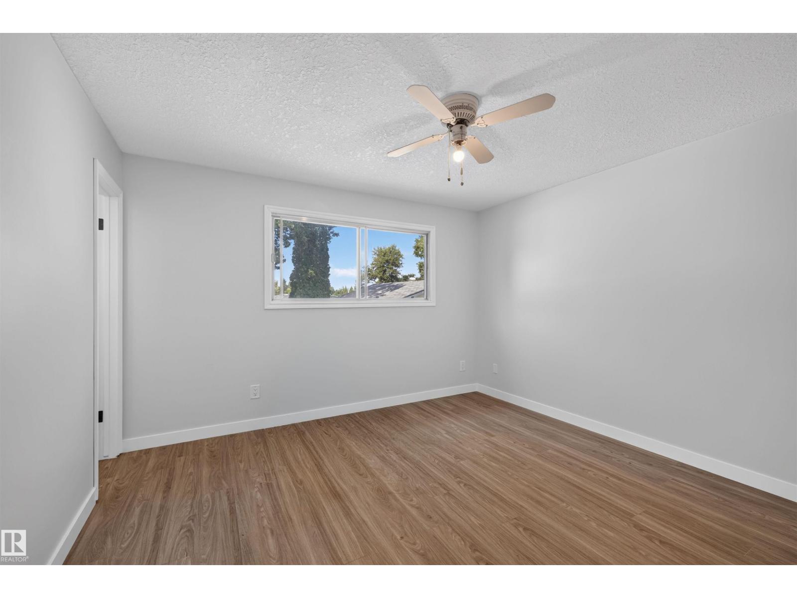 59 GRANVILLE CR - 17