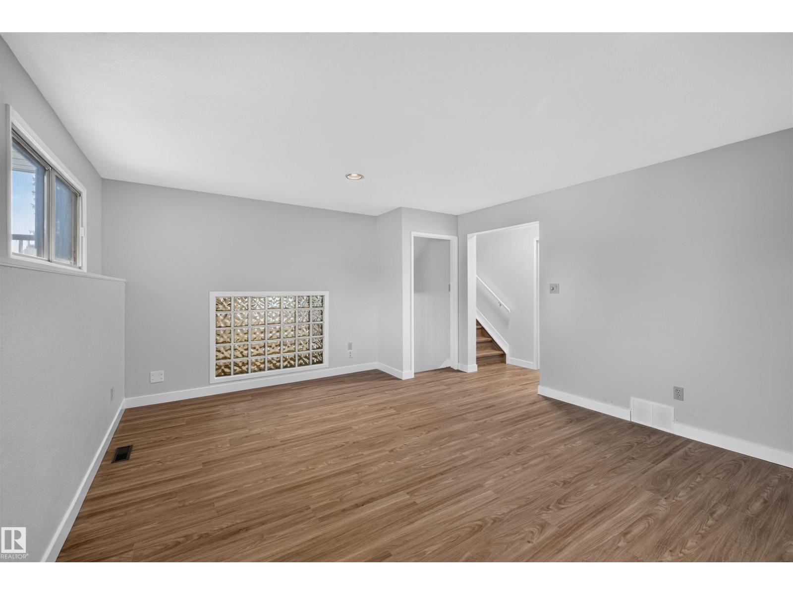 59 GRANVILLE CR - Image 26