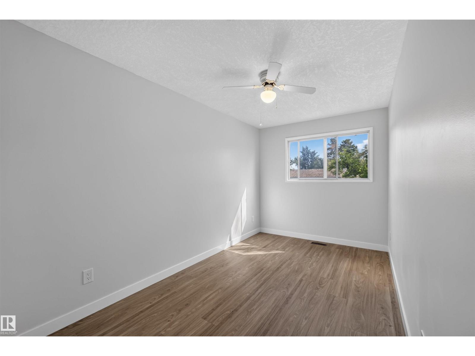 59 GRANVILLE CR - Image 20