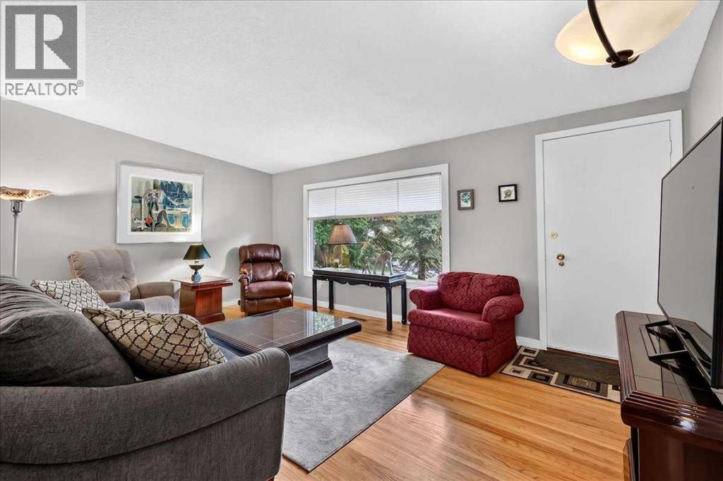 1123 48 Avenue NW - Image 15