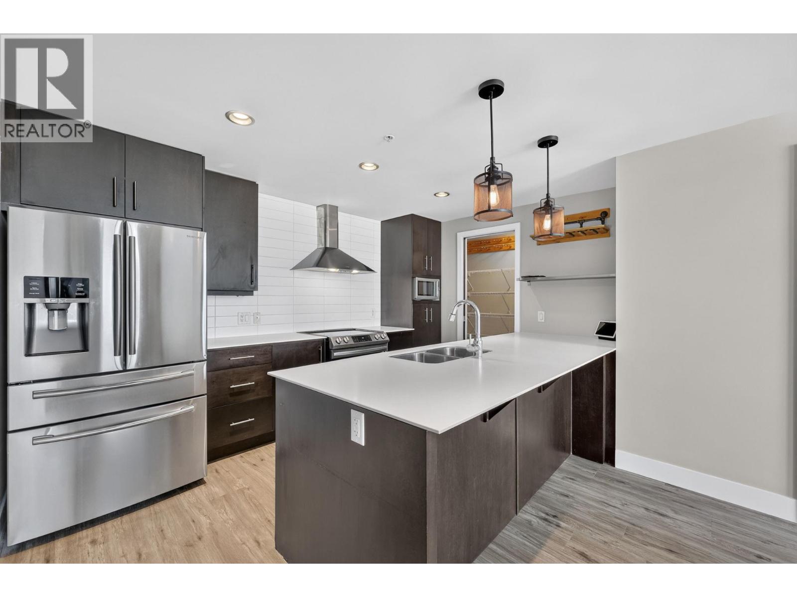 #1407 2040 Springfield Road - 8