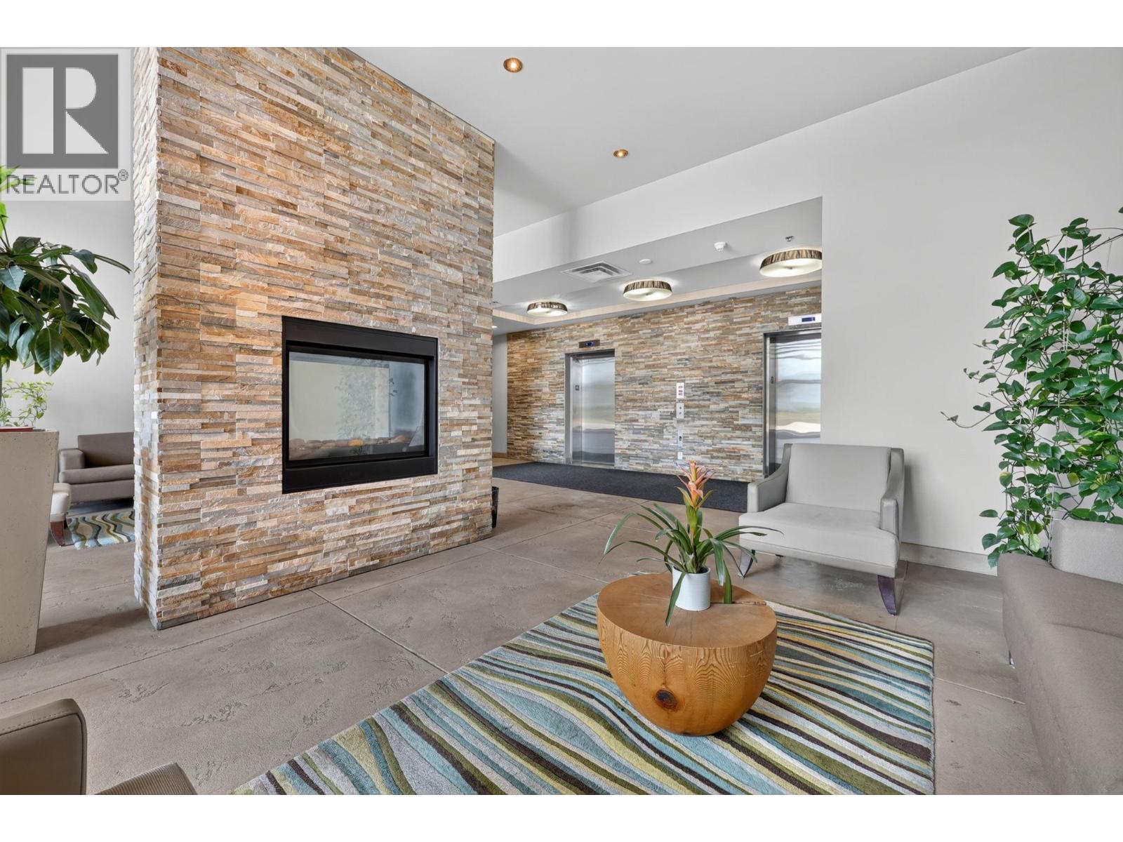 #1407 2040 Springfield Road - 61