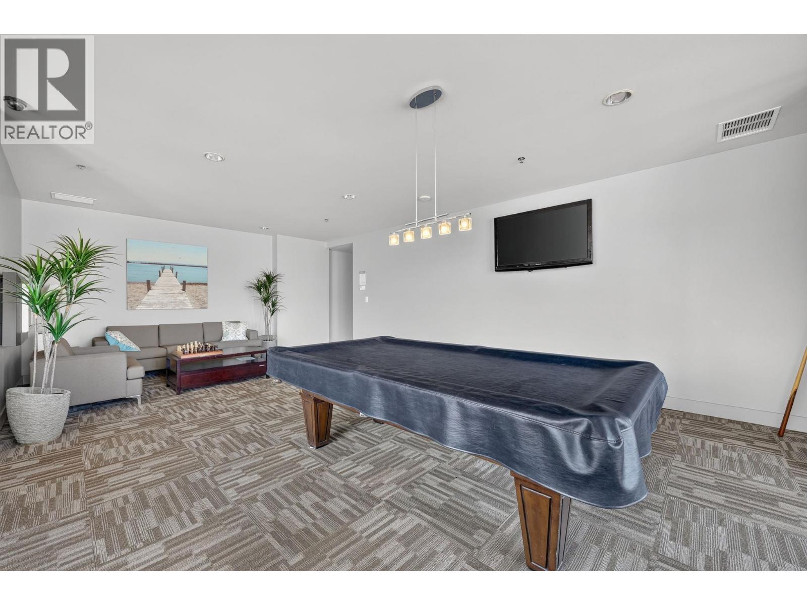 #1407 2040 Springfield Road - 53