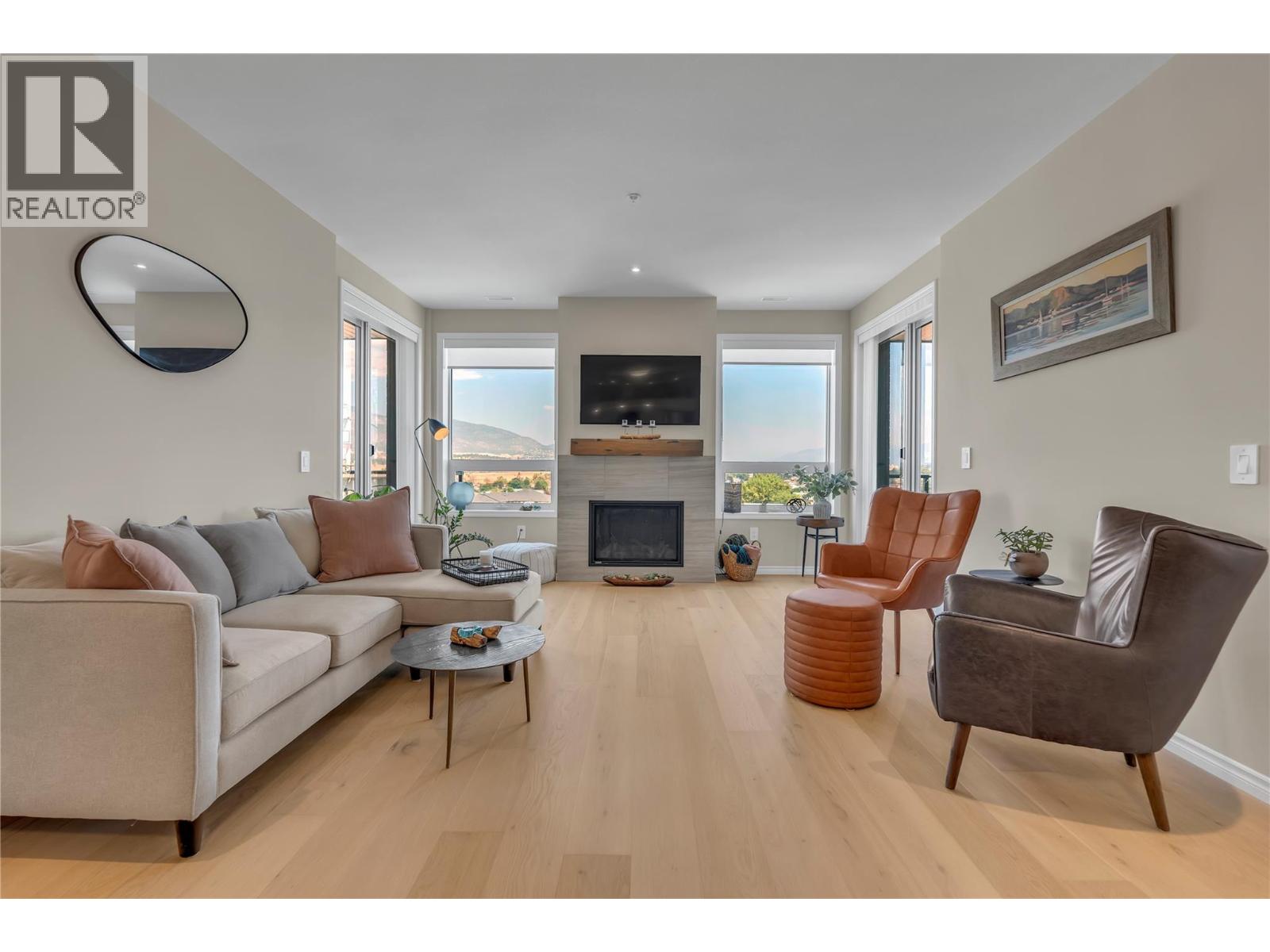 #1102 3362 Skaha Lake Road - 1