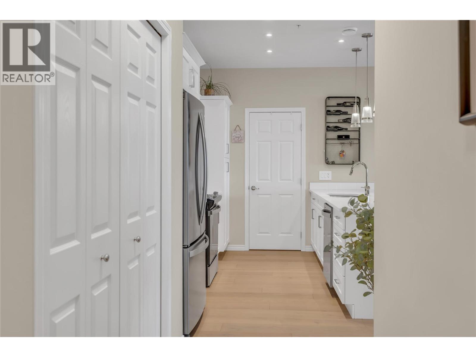 3362 Skaha Lake Road Unit# 1102, Penticton