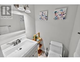 Primary Bedroom - 22 Fireside Drive, Hamilton, ON L8N2Z7 Photo 6