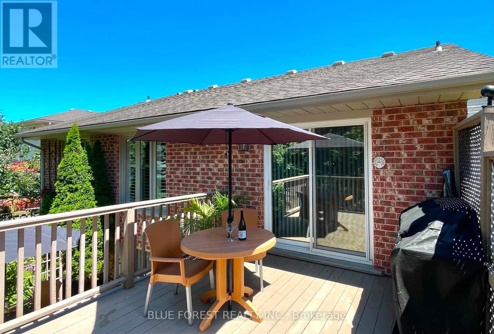 29 VILLAGE GATE CRESCENT - Image 34