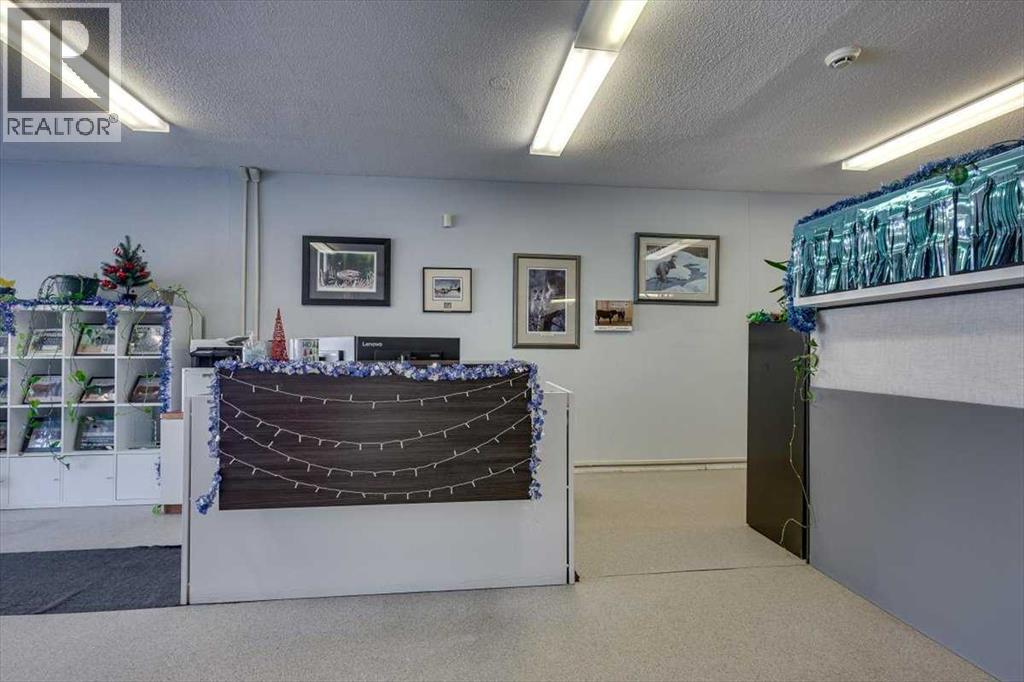 5023 51 Avenue - Photo 5