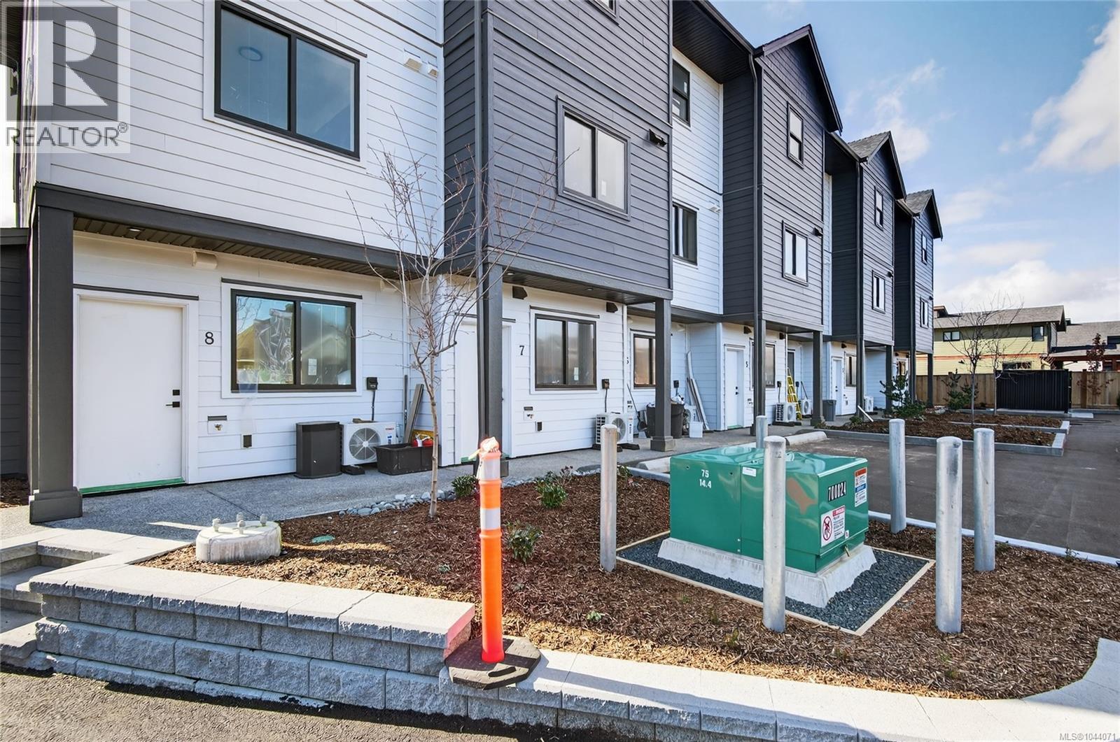 #8 704 Beaver Creek Blvd - 34