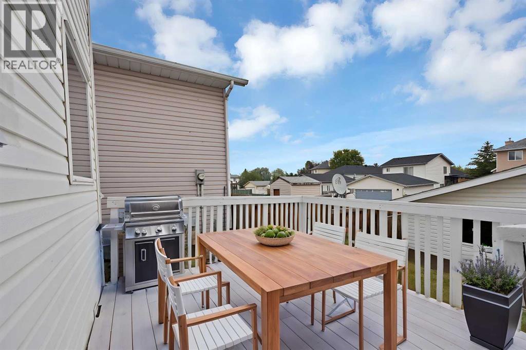 68 Laguna Close NE - Image 6