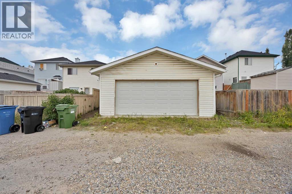 68 Laguna Close NE - Image 41