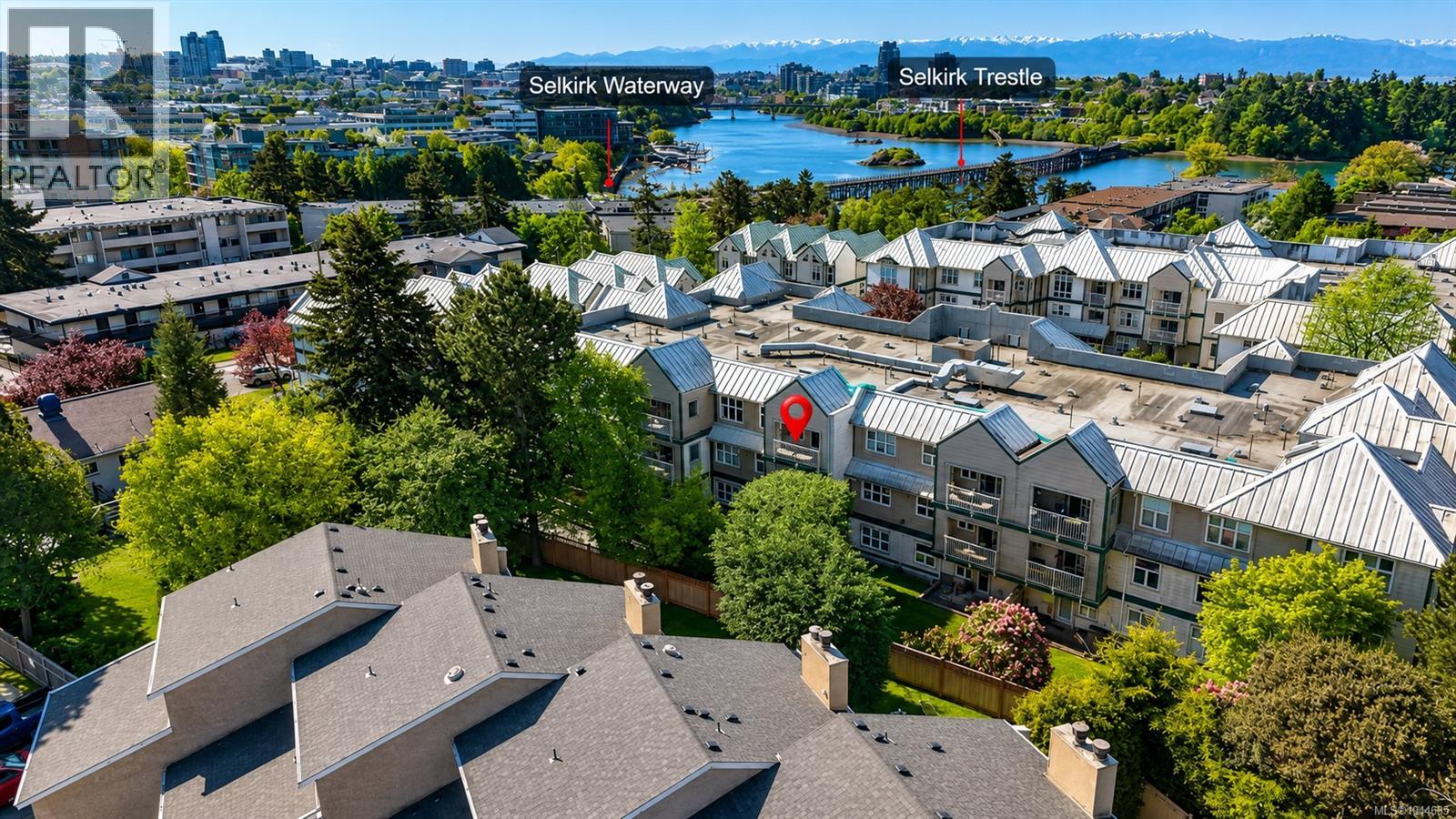 307 3010 Washington Avenue, Victoria