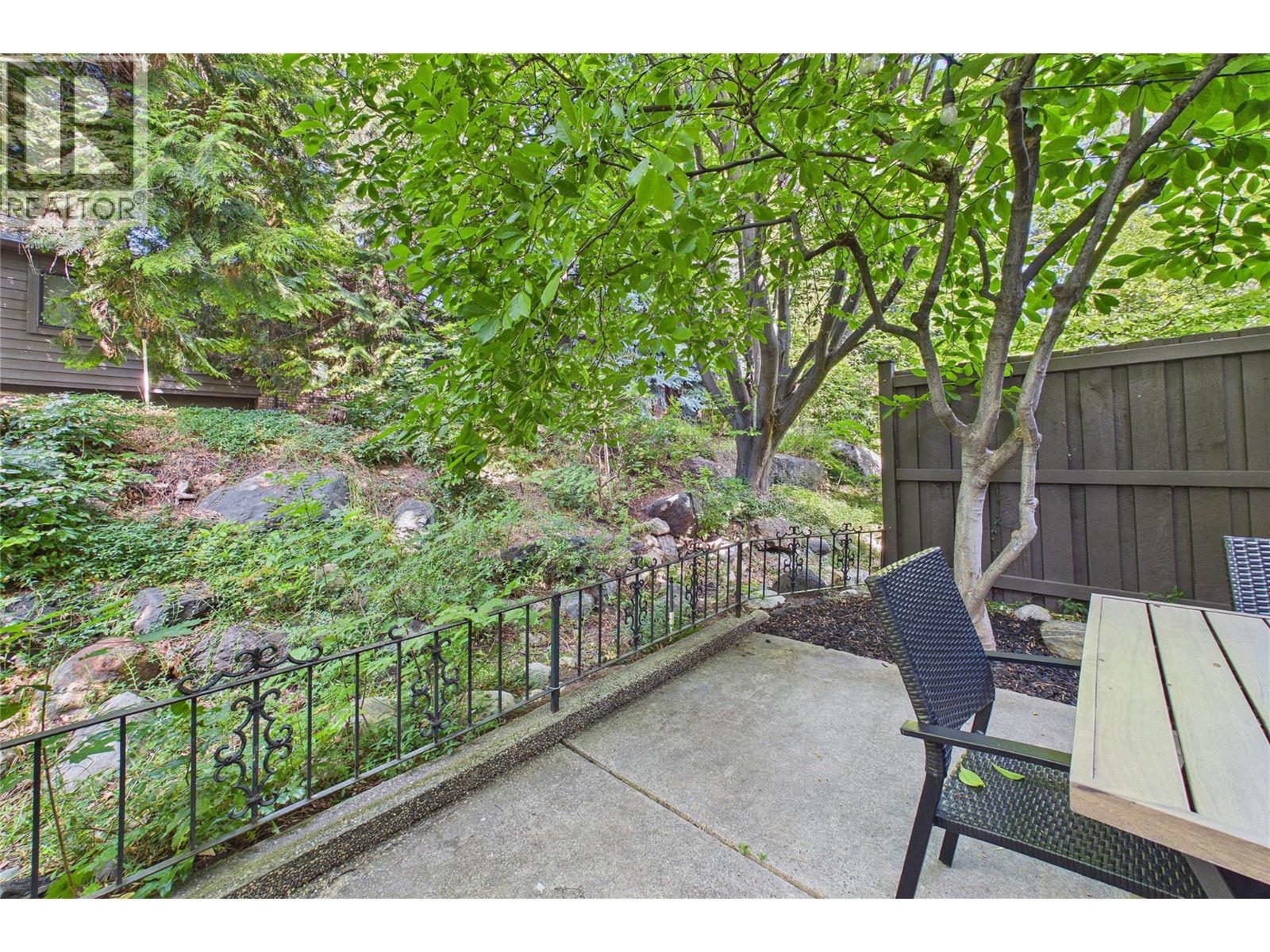 #162 1995 Burtch Road - 27