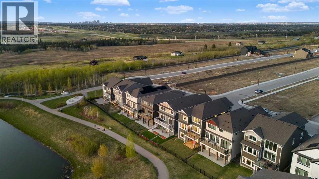 814 Bluerock Way SW, Alpine Park, Calgary photo 4