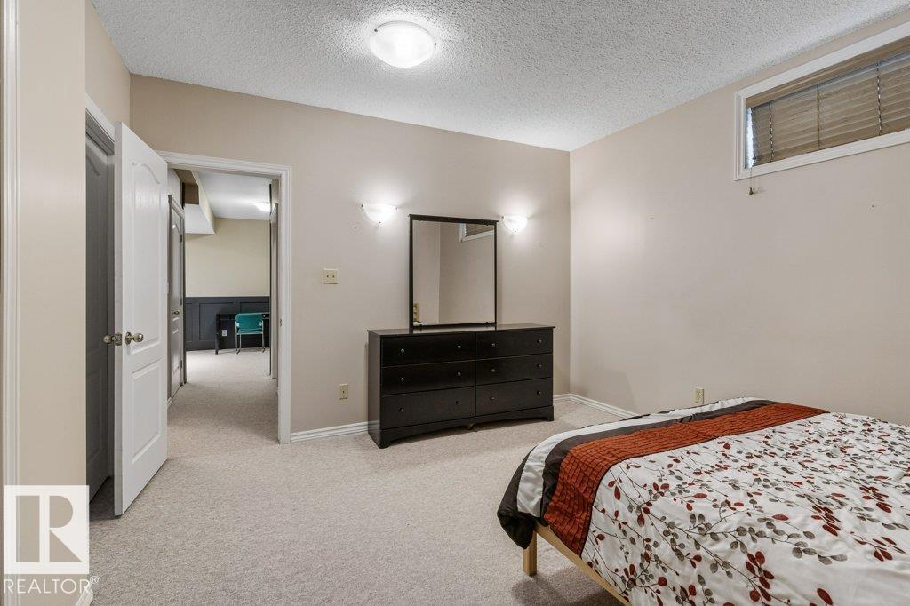#27 170 KINGSWOOD BV - Image 40