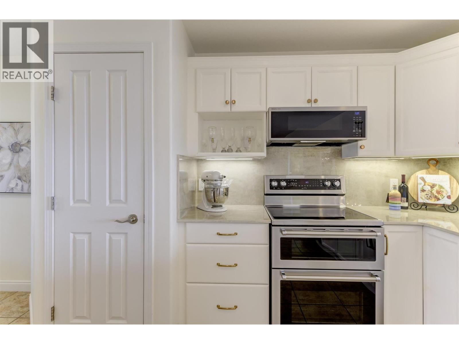  5205 Sandhills Drive, Kelowna
