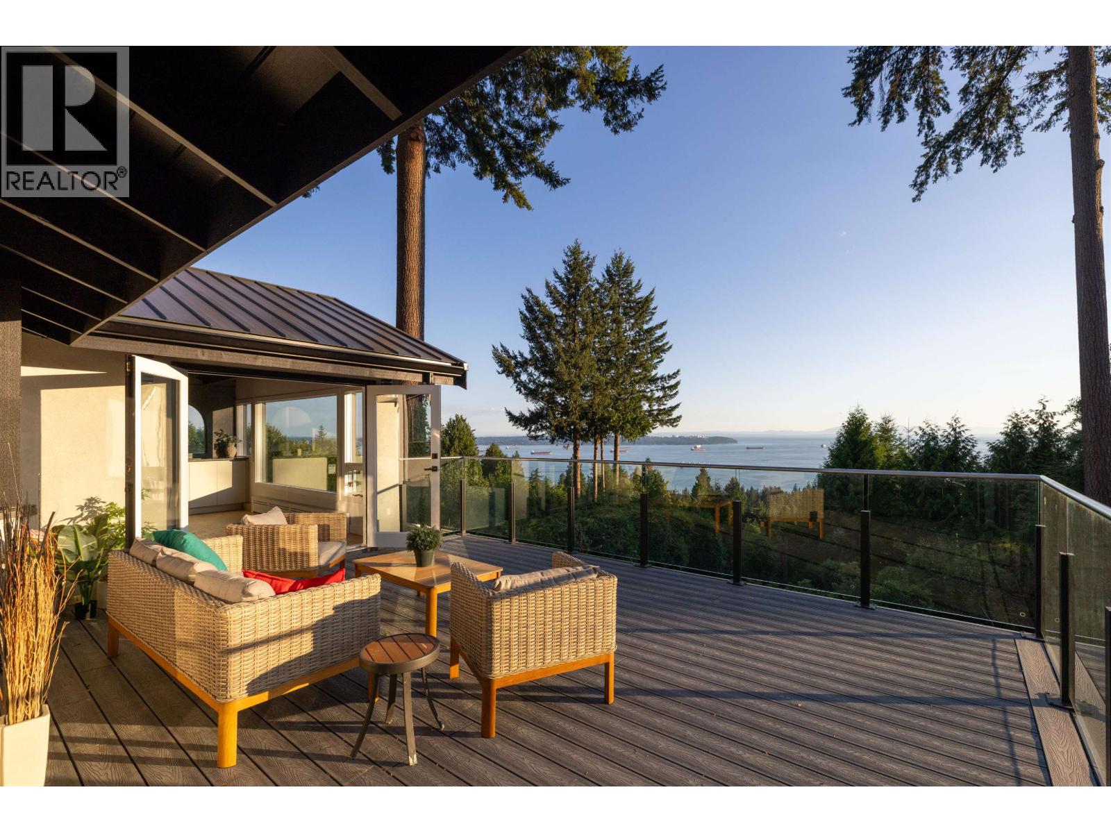 2235 CHAIRLIFT ROAD, West Vancouver