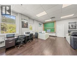 616 Third Street W, Revelstoke, BC V1E0B4 Photo 57